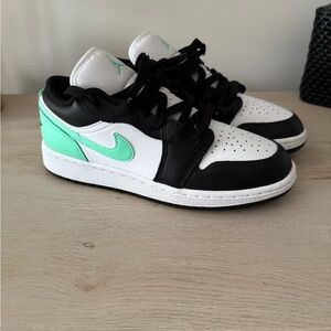 Air Jordan 1 Retro Black and White Sneakers with Mint Highlights